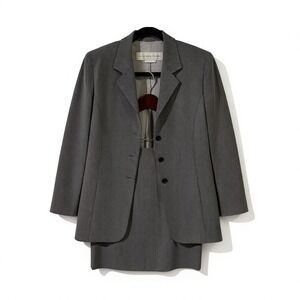 Garfield & Marks Womens 2 Piece Suit Set 6 Charcoal Pinstripe Blazer Skirt Y2K